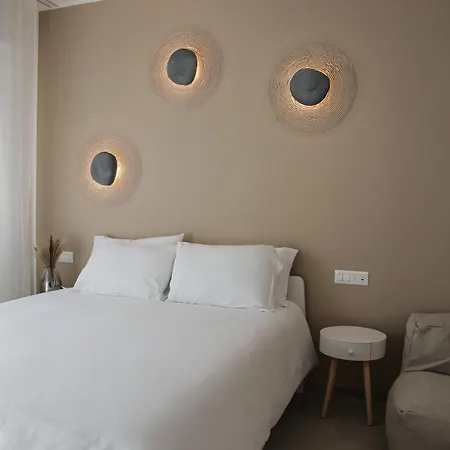 Casa Febo, In Centro Con Parcheggio Privato A 200 Mt Dal Mare 4*