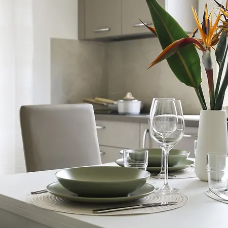 Casa Febo, In Centro Con Parcheggio Privato A 200 Mt Dal Mare ゲストハウス ボルディゲーラ