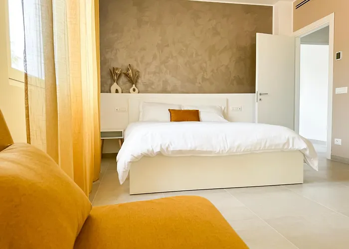 Casa Febo, In Centro Con Parcheggio Privato A 200 Mt Dal Mare