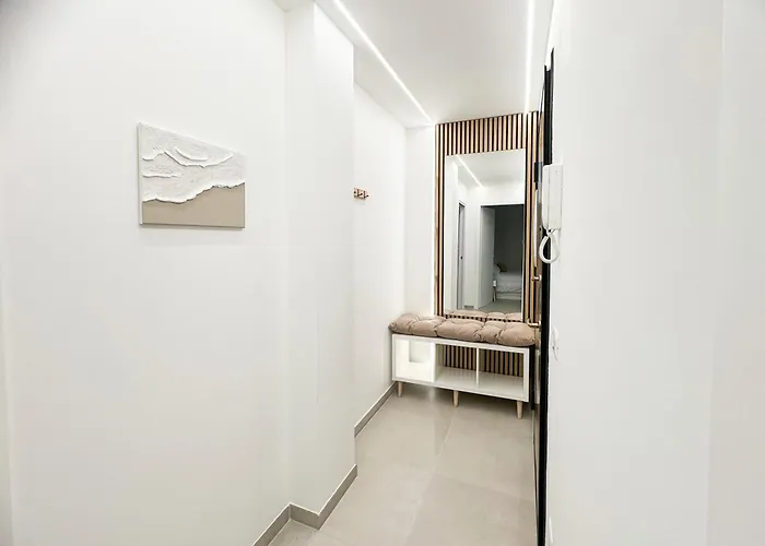 Casa Febo, In Centro Con Parcheggio Privato A 200 Mt Dal Mare Pensión