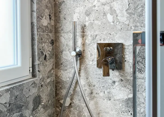 Casa Febo, In Centro Con Parcheggio Privato A 200 Mt Dal Mare Pensión 4*