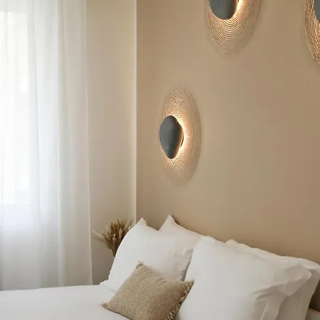 Casa Febo, In Centro Con Parcheggio Privato A 200 Mt Dal Mare 4*
