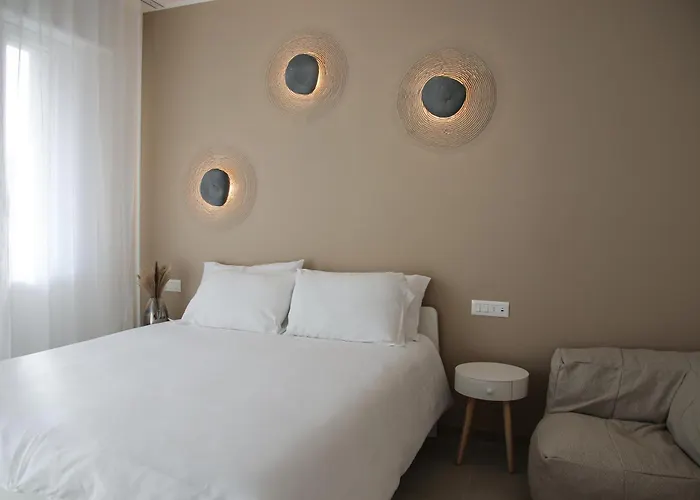Casa Febo, In Centro Con Parcheggio Privato A 200 Mt Dal Mare 4*